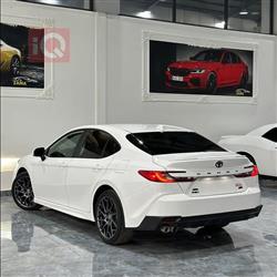 تۆیۆتا کامری